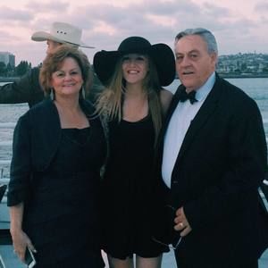 Meet your Posher, Vanessa